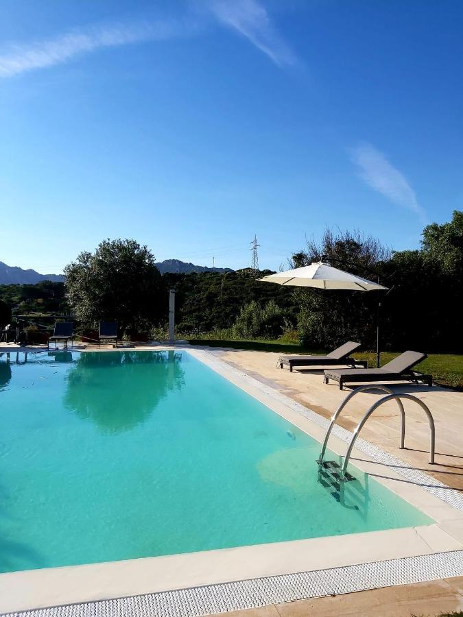 Villa Alba Esclusiva Villa Con Piscina A Sfioro E Vista Mozzafiato Sul Mare Cugnana Exterior photo