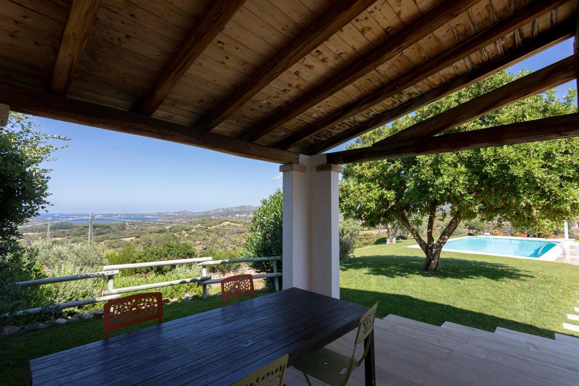 Villa Alba Esclusiva Villa Con Piscina A Sfioro E Vista Mozzafiato Sul Mare Cugnana Exterior photo
