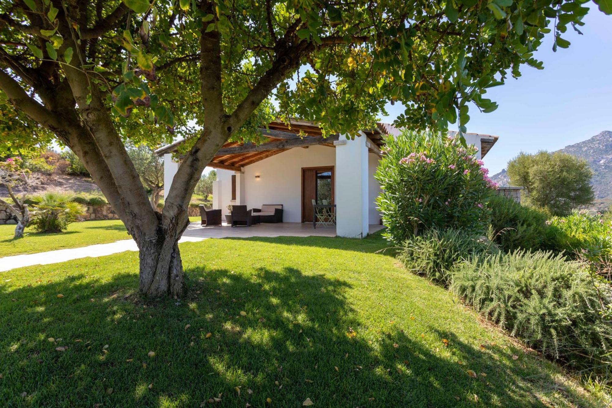 Villa Alba Esclusiva Villa Con Piscina A Sfioro E Vista Mozzafiato Sul Mare Cugnana Exterior photo