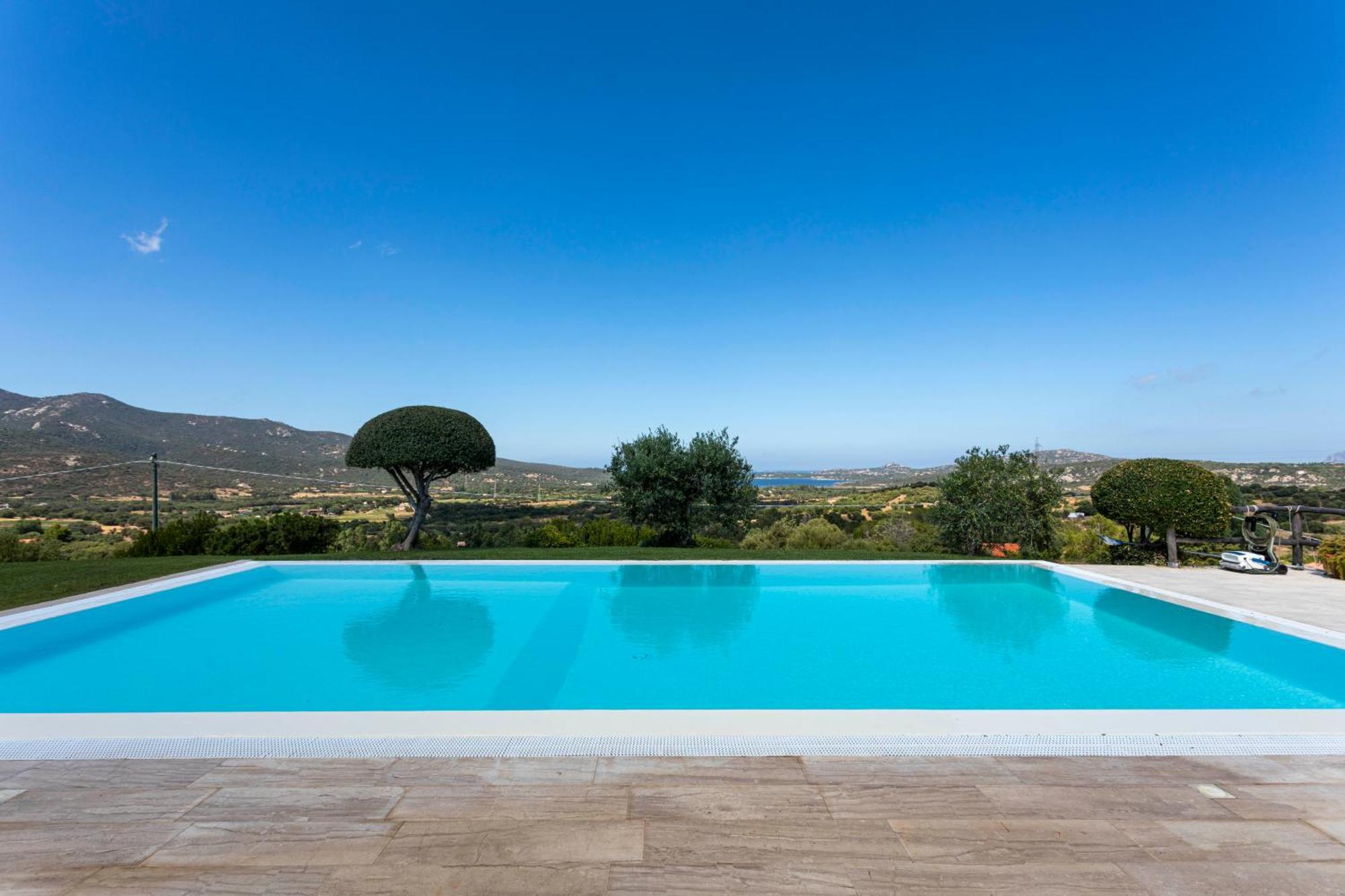 Villa Alba Esclusiva Villa Con Piscina A Sfioro E Vista Mozzafiato Sul Mare Cugnana Exterior photo